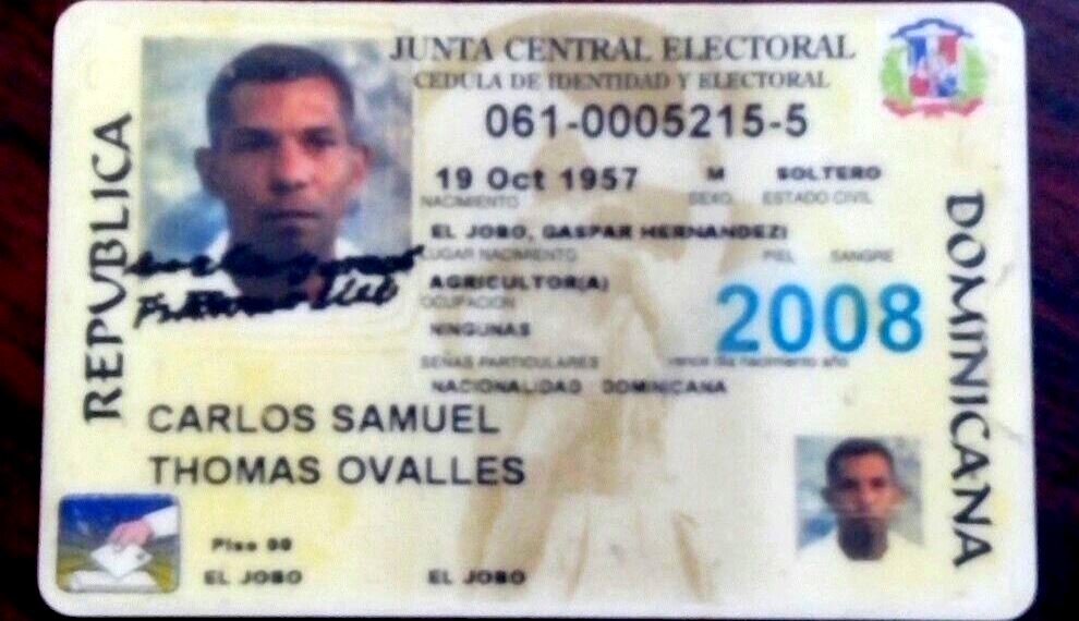 Cedula de identidad de Carlos Manuel Tomás Ovalles